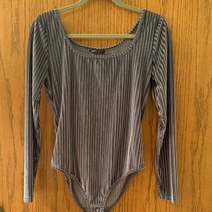 SHEIN Gray Velvet Ribbed Long Sleeve Bodysuit